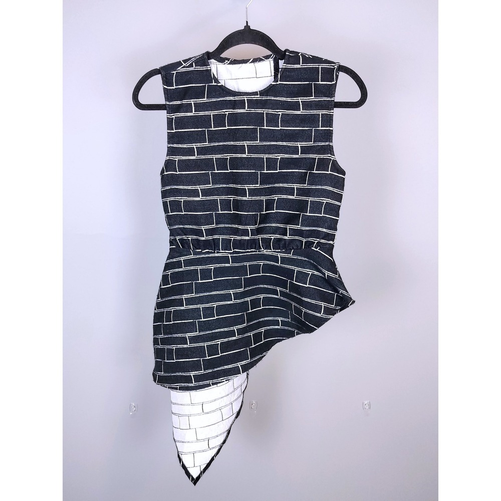 EDIT‎ Metallic Brick Print Asymmetric Peplum Top Black Silver Sleeveless